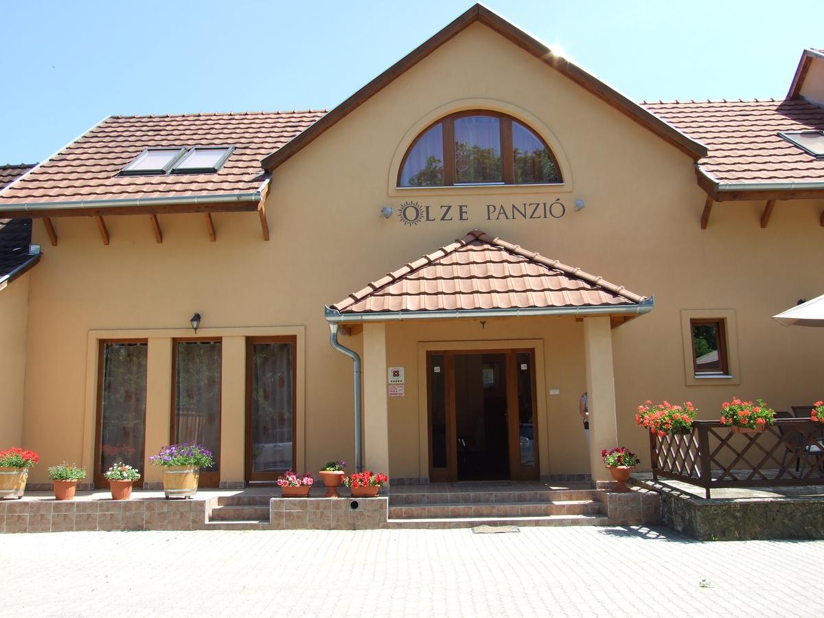 Olze Panzio Bed & Breakfast Erdobenye Luaran gambar